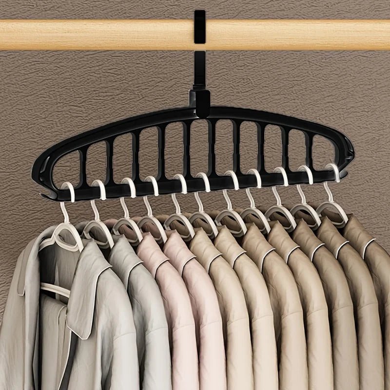 The 9-in-1 Space-Saving Hanger System VendeSee